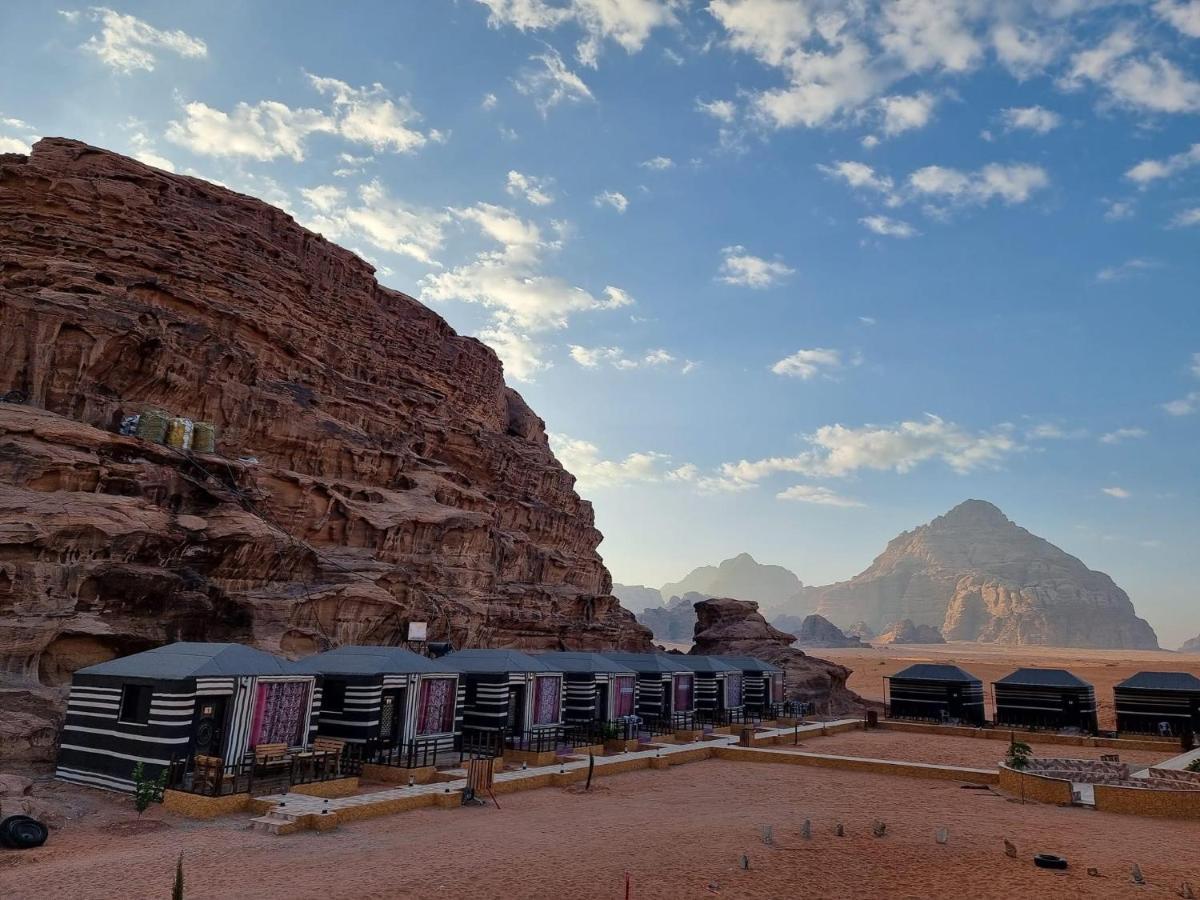 Faisal Wadi Rum Camp Hotell Exteriör bild