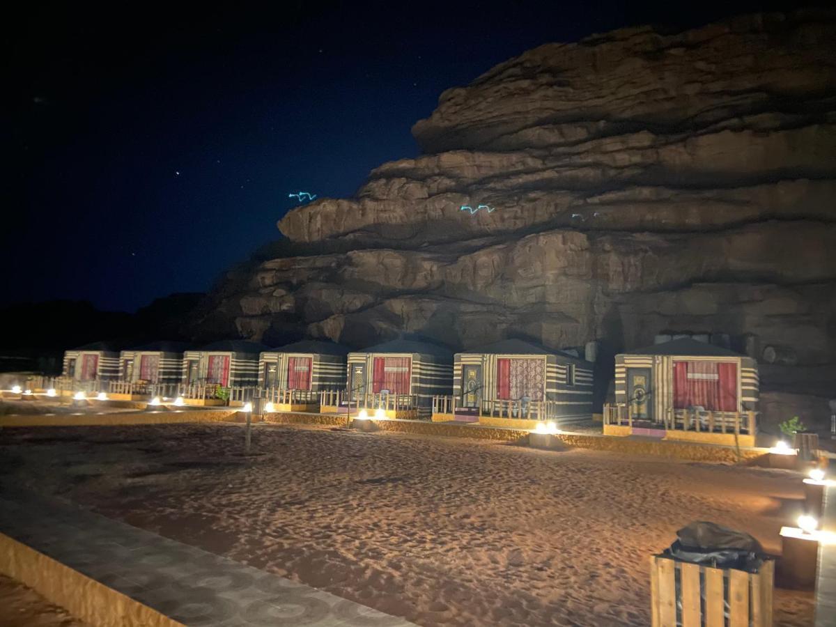 Faisal Wadi Rum Camp Hotell Exteriör bild