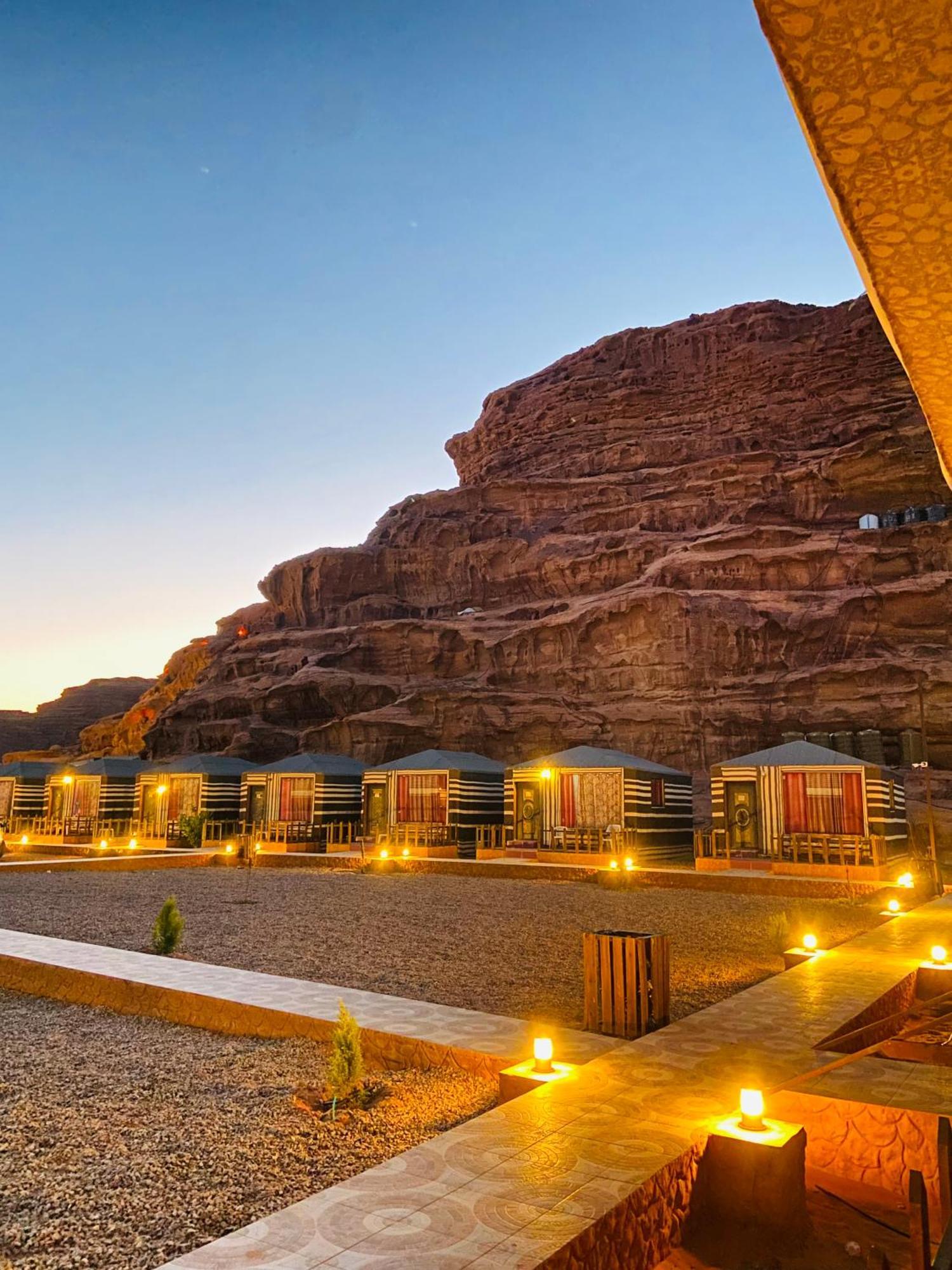 Faisal Wadi Rum Camp Hotell Exteriör bild