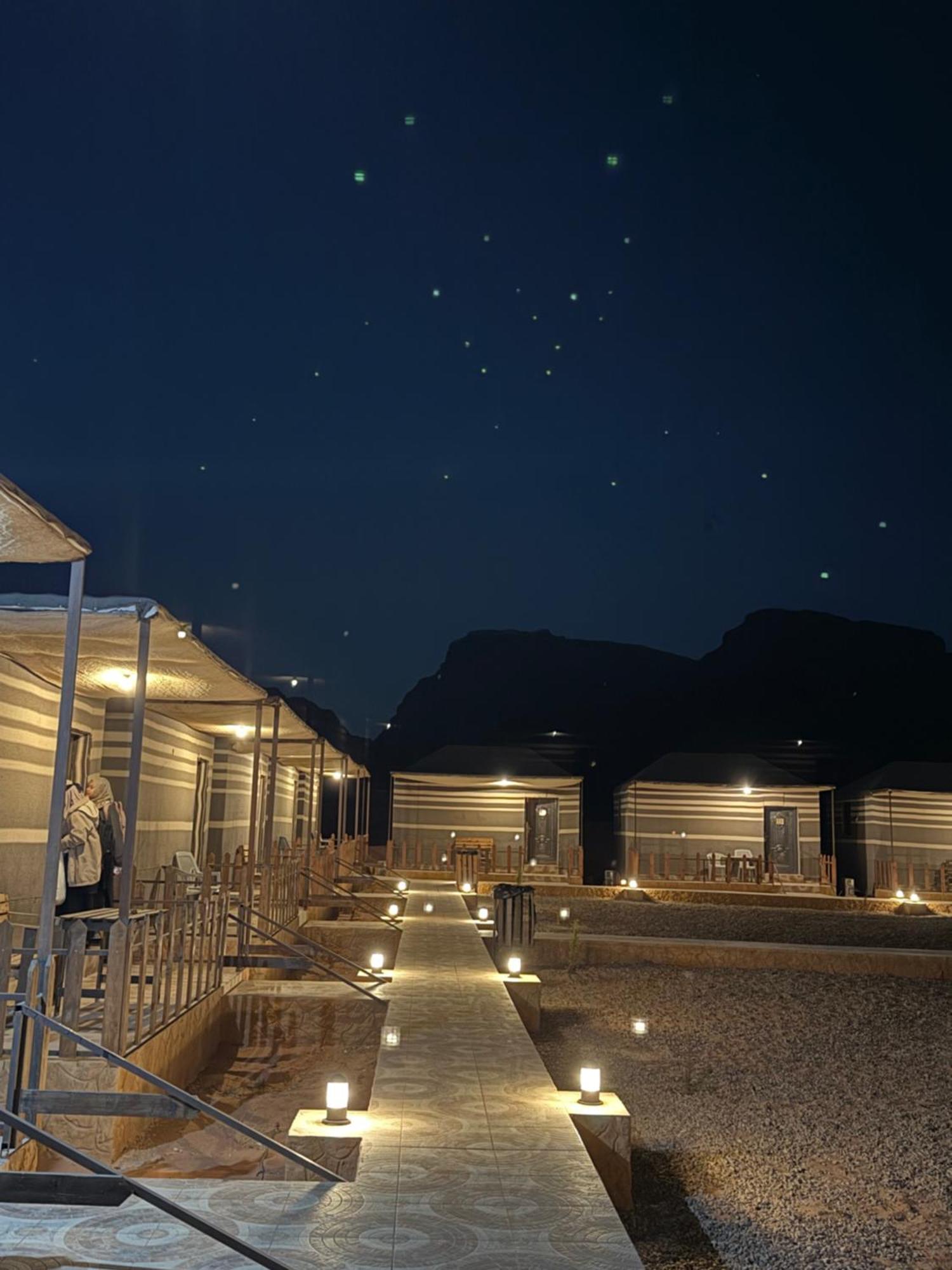 Faisal Wadi Rum Camp Hotell Exteriör bild